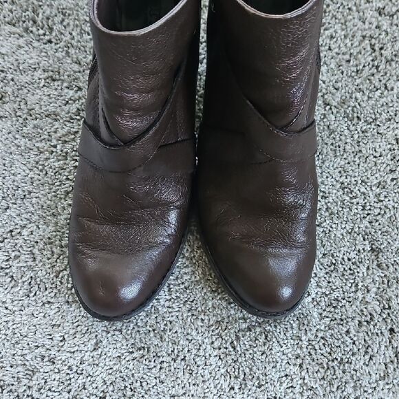Born Dark Brown Leather Heeled Boots 11 - Picture 3 of 9
